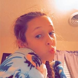 Meet your Posher, Makenna